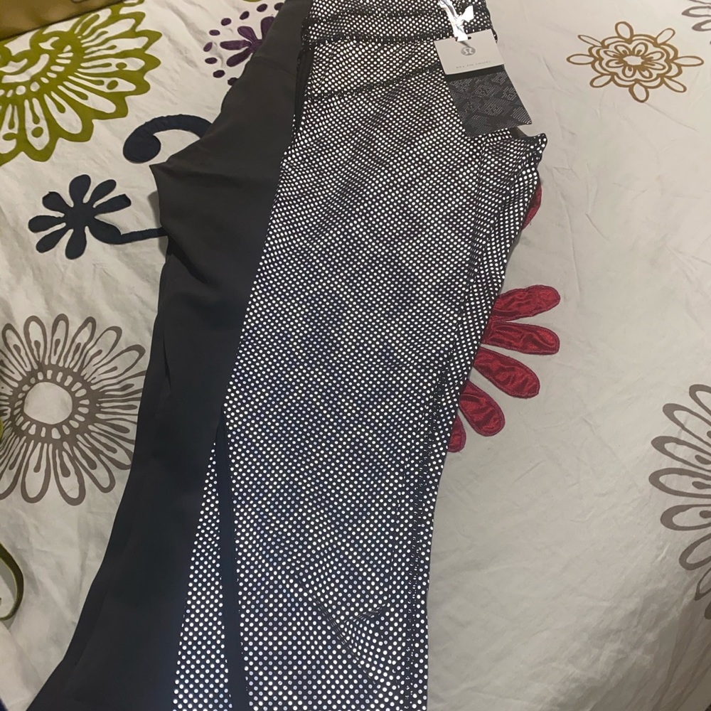 NWT Pace Tight SE REFLECTIVE
